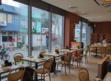 singapore/holland-village/restaurant/din-tai-fung-one-holland-village