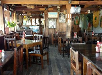 honduras/copan-region/restaurant/carnitas-nia-lola