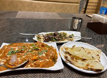 india/gokarna/restaurant/navaratna-udupi-pure-veg-restaurant