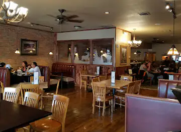 Buglin' Bull Restaurant and Sports Bar