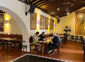 spain/malaga/malaga-centro/restaurant/la-sole-del-pimpi