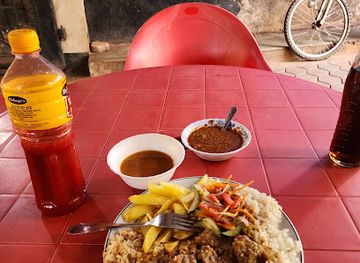 tanzania/kilimanjaro-region/restaurant/giraffe-97-bar-g-house