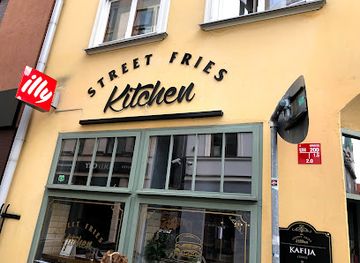 latvia/riga/restaurant/street-fries-kitchen