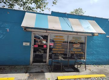 west-virginia/clarksburg/restaurant/top-dog-diner-furniture-outlet