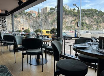 monaco/jardin-exotique-de-monaco/restaurant/beefbar