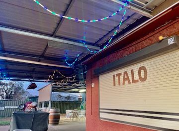 australia/outback/restaurant/sunsetviewdiner