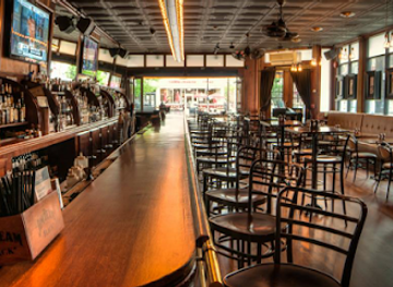 new-jersey/hoboken/restaurant/the-brass-rail
