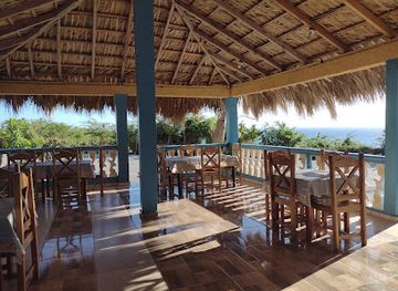 dominican-republic/enriquillo-valley/restaurant/restaurante-perla