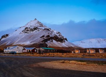 iceland/snaefellsnes-peninsula/restaurant/stapinn