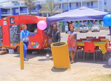 namibia/swakopmund/restaurant/lekker-happie-food-caravan