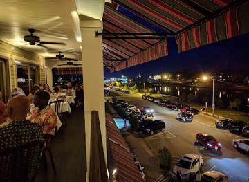 new-jersey/asbury-park/restaurant/moonstruck