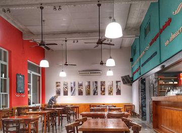 argentina/rosario/barrio-fisherton/restaurant/bar-antartida