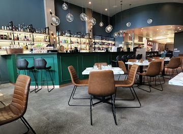 australia/cairns/restaurant/copper-bar-grill