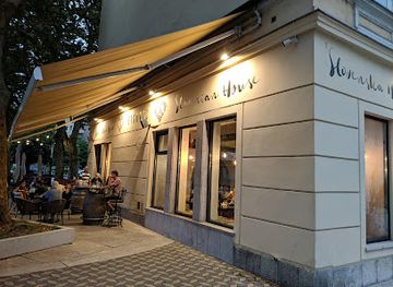 slovenia/ljubljana/restaurant/slovenska-hisa-figovec