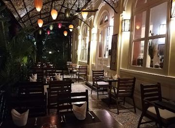 cambodia/phnom-penh/restaurant/mealea-restaurant-fine-dining-western-traditional-asian-cuisine