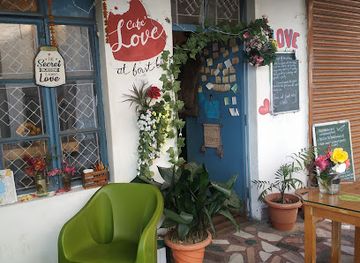 india/mcleodganj/restaurant/love-at-first-bite-cafe