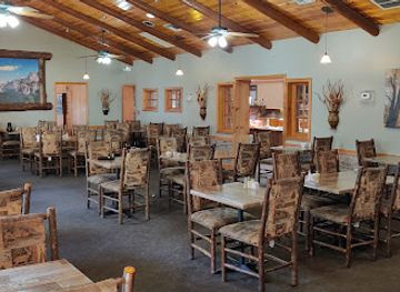 california/yosemite-village/restaurant/the-river-restaurant-lounge