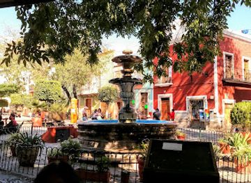 mexico/guanajuato/guanajuato-historic-center/restaurant/la-oreja-de-van-goh