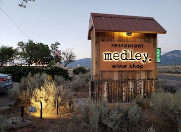 new-mexico/enchanted-circle/restaurant/medley