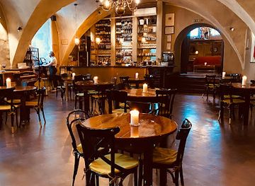 lithuania/vilnius/restaurant/la-boheme