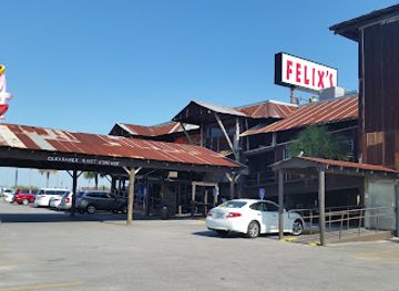alabama/mobile-bay/restaurant/felix-s-fish-camp-restaurant