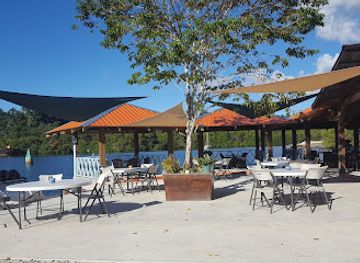 micronesia/kosrae/restaurant/mangrove-bay-bar