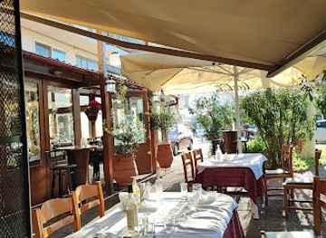 greece/central-macedonia/restaurant/apirotan