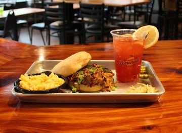 iowa/davenport/restaurant/the-lemonade-stand-restaurant