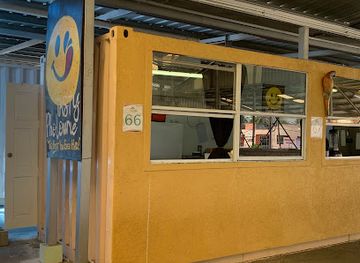 trinidad-and-tobago/scarborough/restaurant/tasty-pholourie