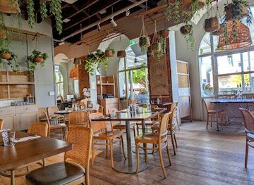 australia/cairns/restaurant/the-chambers