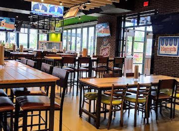 oklahoma/northeastern-oklahoma/restaurant/chicken-n-pickle-oklahoma-city