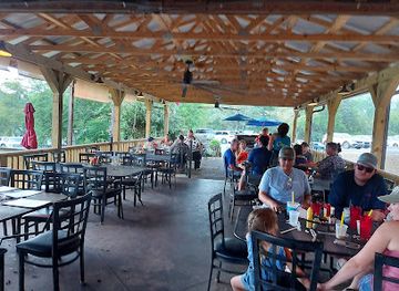 tennessee/highland-rim/restaurant/awedaddys-bar-grill