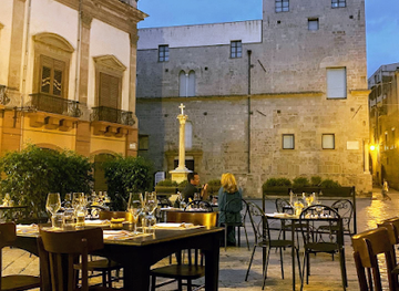 italy/palermo/kalsa/restaurant/osteria-dei-vespri