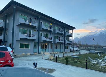 pakistan/deosai-national-park/restaurant/eat-and-read-hotel-and-restaurant