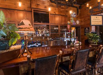 north-carolina/great-smoky-mountains/restaurant/the-bistro-at-the-everett-hotel