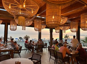 albania/durres-coast/restaurant/oyster-restaurant