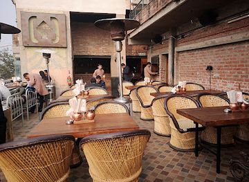 india/delhi/hauz-khas-village/restaurant/hauz-khas-social