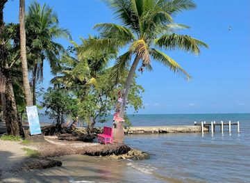 guatemala/livingston/restaurant/restaurante-and-suites-bahia-azul-playa