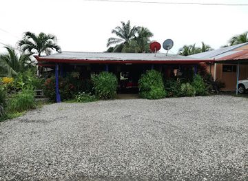 costa-rica/osa-peninsula/restaurant/soda-leila