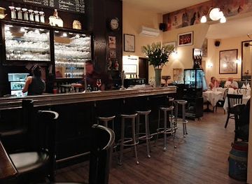 germany/frankfurt/sachsenhausen/restaurant/coq-au-vin