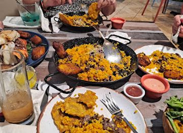 puerto-rico/sierra-de-cayey/restaurant/son-sabores-restaurant-social