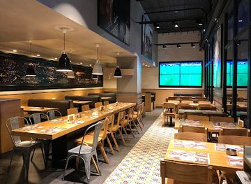 lebanon/metn/restaurant/zaatar-w-zeit