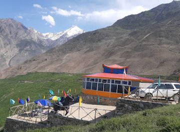 pakistan/baltistan/restaurant/brusho-basa-hotel-bbh