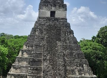 guatemala/peten/restaurant/tikal-peten