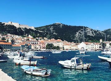 croatia/hvar-island/restaurant/hanibal