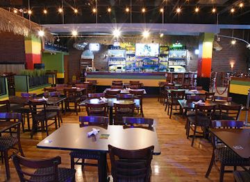 indiana/south-bend/near-northwest/restaurant/cool-runnings-restaurant-bar