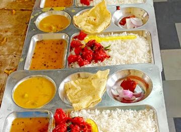 india/hyderabad/golconda-fort/restaurant/new-asra-multi-cuisine-restaurant