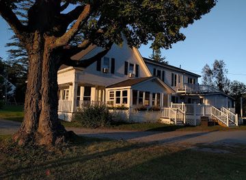 vermont/emerald-lake-state-park/restaurant/lincoln-inn-restaurant-at-the-covered-bridge