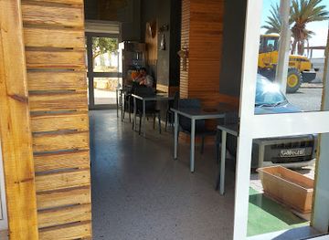 tunisia/the-kerkennah-islands/restaurant/restaurant-la-vague-chez-lobna