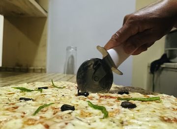 madagascar/toliara/restaurant/fytis-fast-food